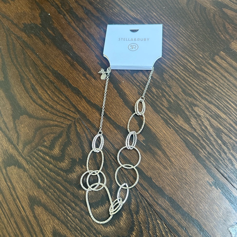 Stella & Ruby Hammered Link Necklace